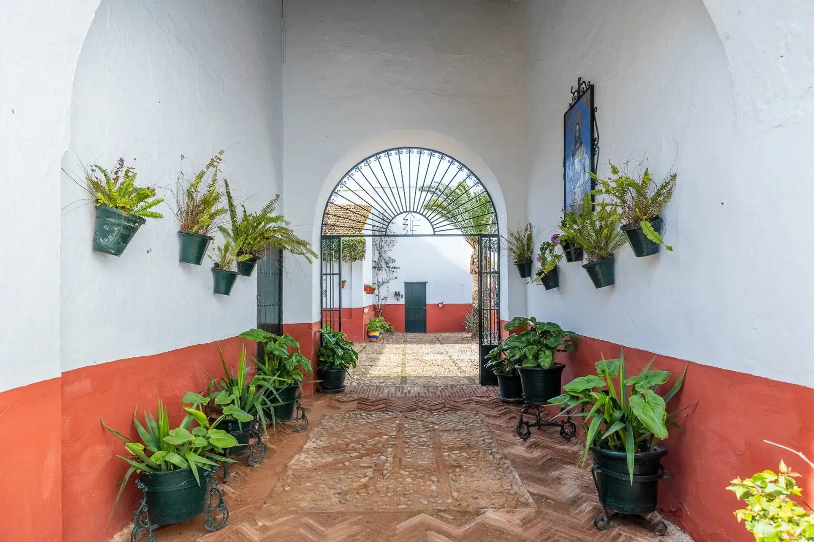 Country homes for sale in Carmona  with Air Conditioner, Terrace and Storage room
