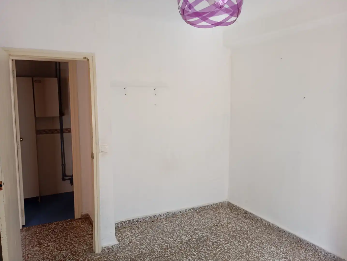 Wohnung zum Verkauf in Málaga mit Terrasse, Balkon und Alarm