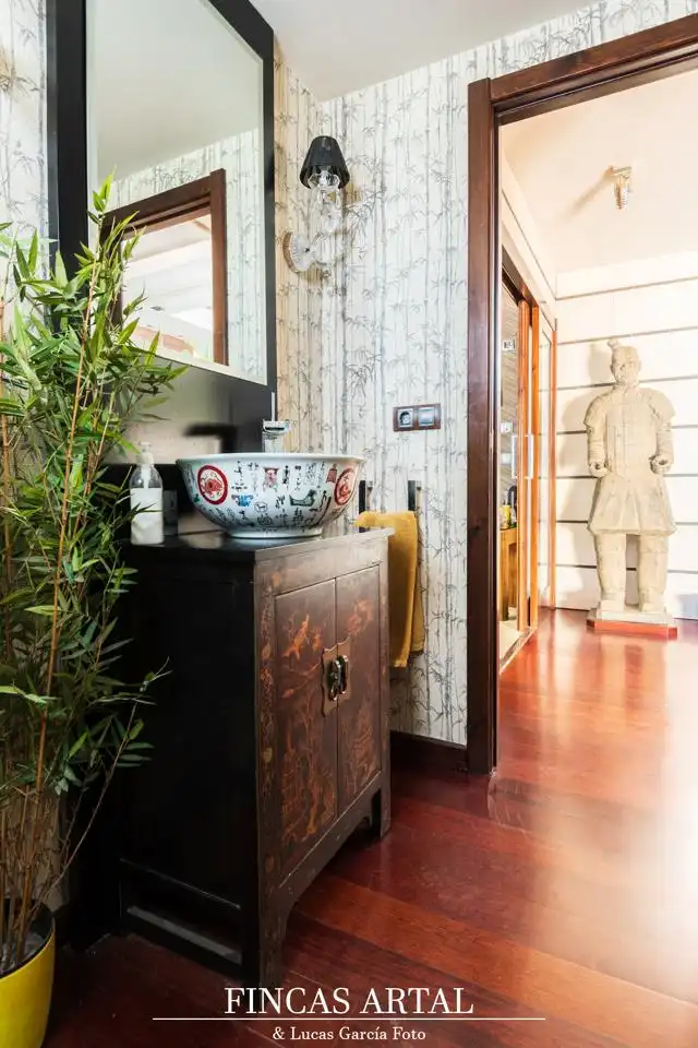 Baño de Casa o chalet en venta en Zaragoza con Aire acondicionado, Calefacción y Jardín privado