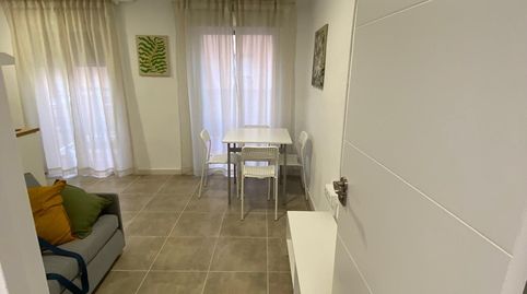 Apartamento reformado y dividido Vive en uno, alquila el otro!, imatge 3