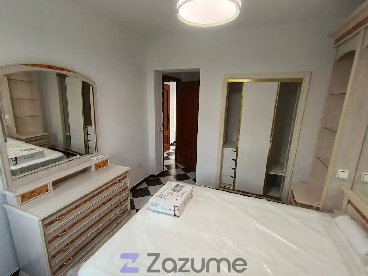 Schlafzimmer von Wohnung zur Miete in Toledo mit Heizung, Terrasse und Möbliert