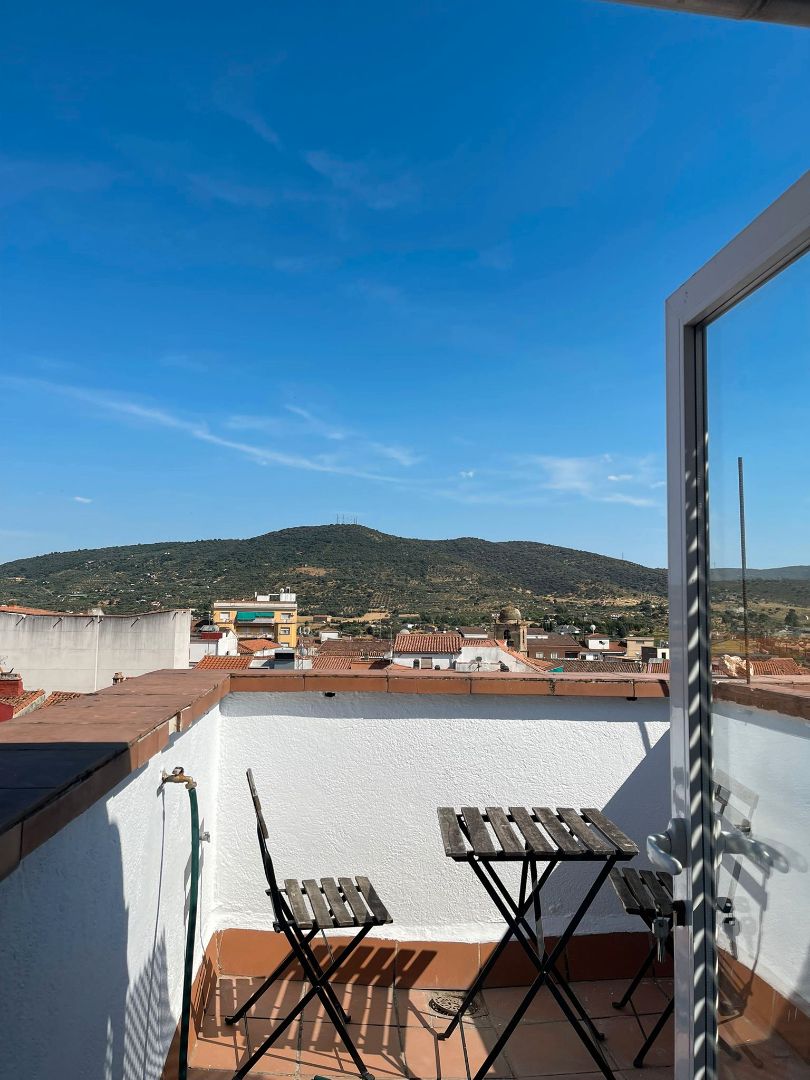 Exterior view of Attic to rent in Plasencia  with Air Conditioner, Heating and Terrace