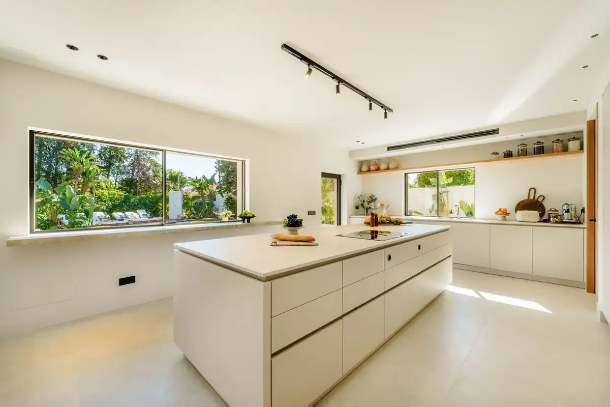 Chalet con piscina en venta en San Pedro de Alcántara, imagen 14