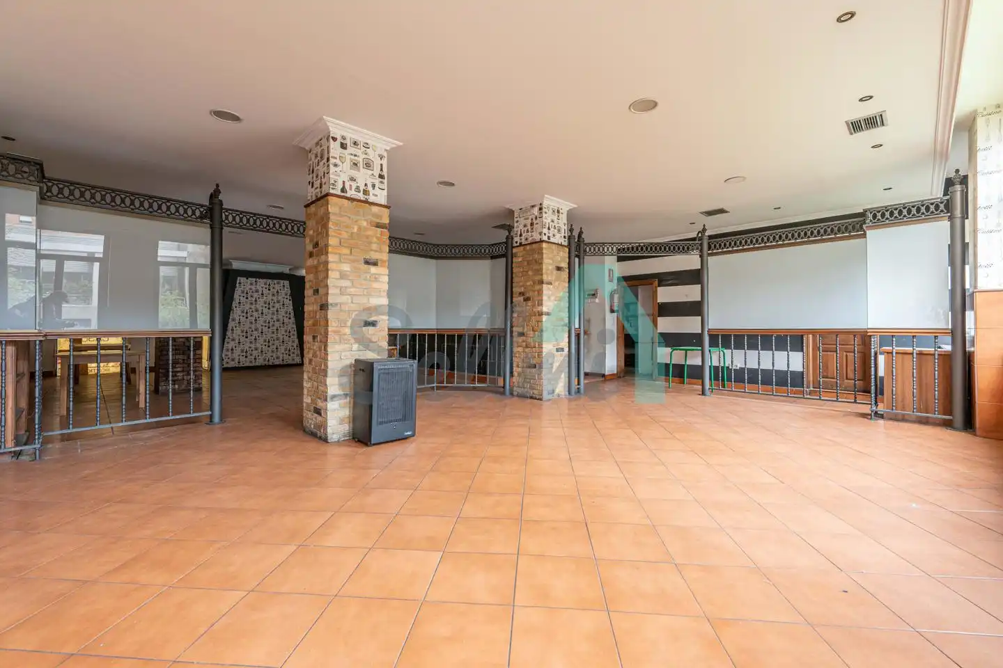 Business premises for sale in Periodistas Cepeda, imagen 16