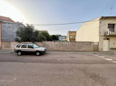 Residential land for sale in Calle Germans Dalmau