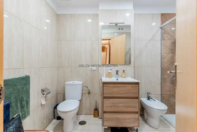 Bany de Apartament en venda en San Miguel de Abona amb Aire condicionat, Terrassa i Moblat