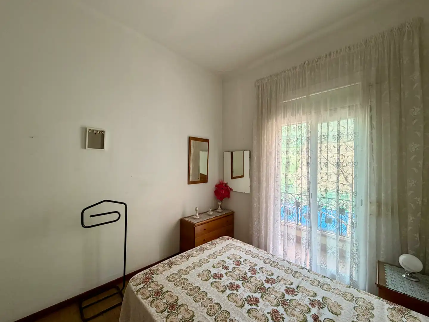 Habitación de Piso en venta en Barcelona con Balcón