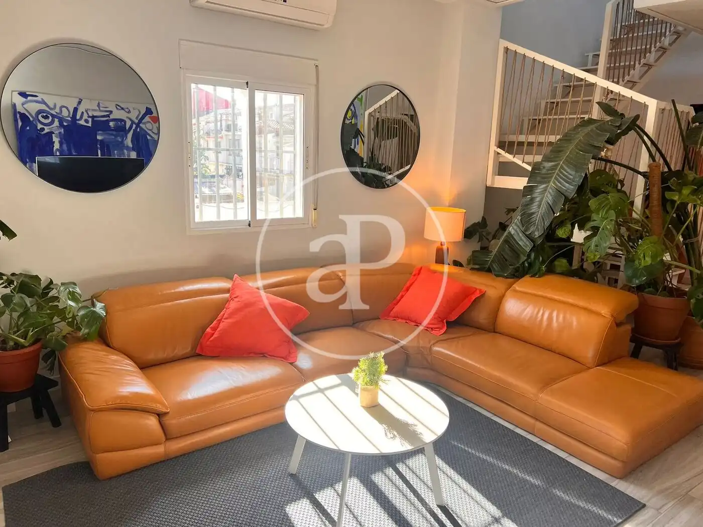 Sala d'estar de Casa o xalet en venda en Valencia amb Aire condicionat, Calefacció i Jardí privat
