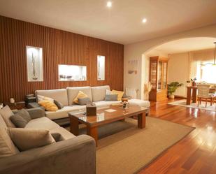 Living room of House or chalet for sale in Ripollet  with Air Conditioner, Terrace and Swimming Pool