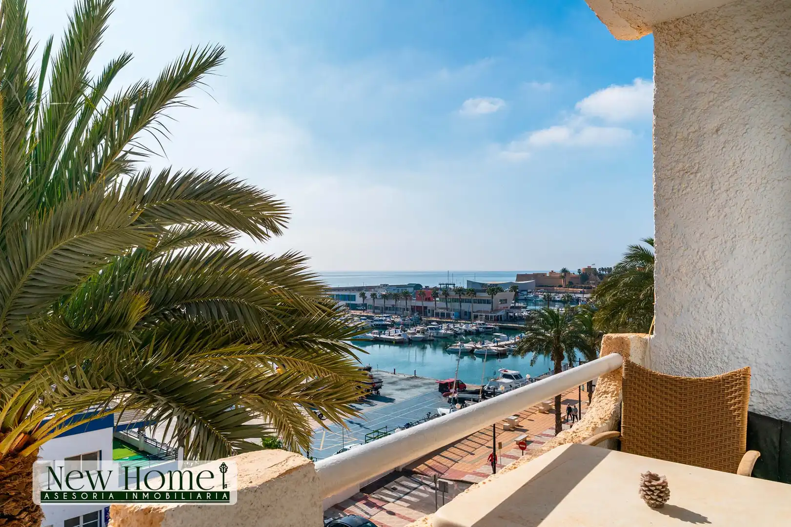 Exterior view of Flat for sale in Roquetas de Mar  with Terrace and Furnished