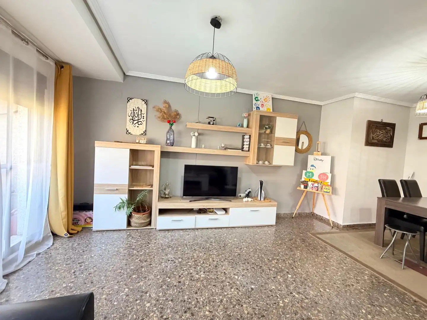 Sala d'estar de Pis en venda en Aldaia amb Balcó