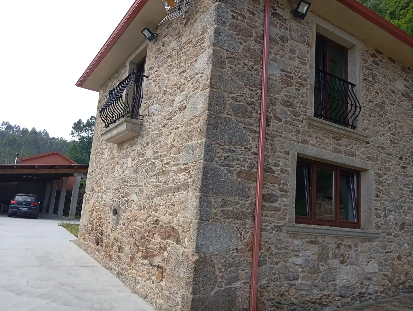 Vista exterior de Casa o chalet en venta en A Laracha   con Amueblado