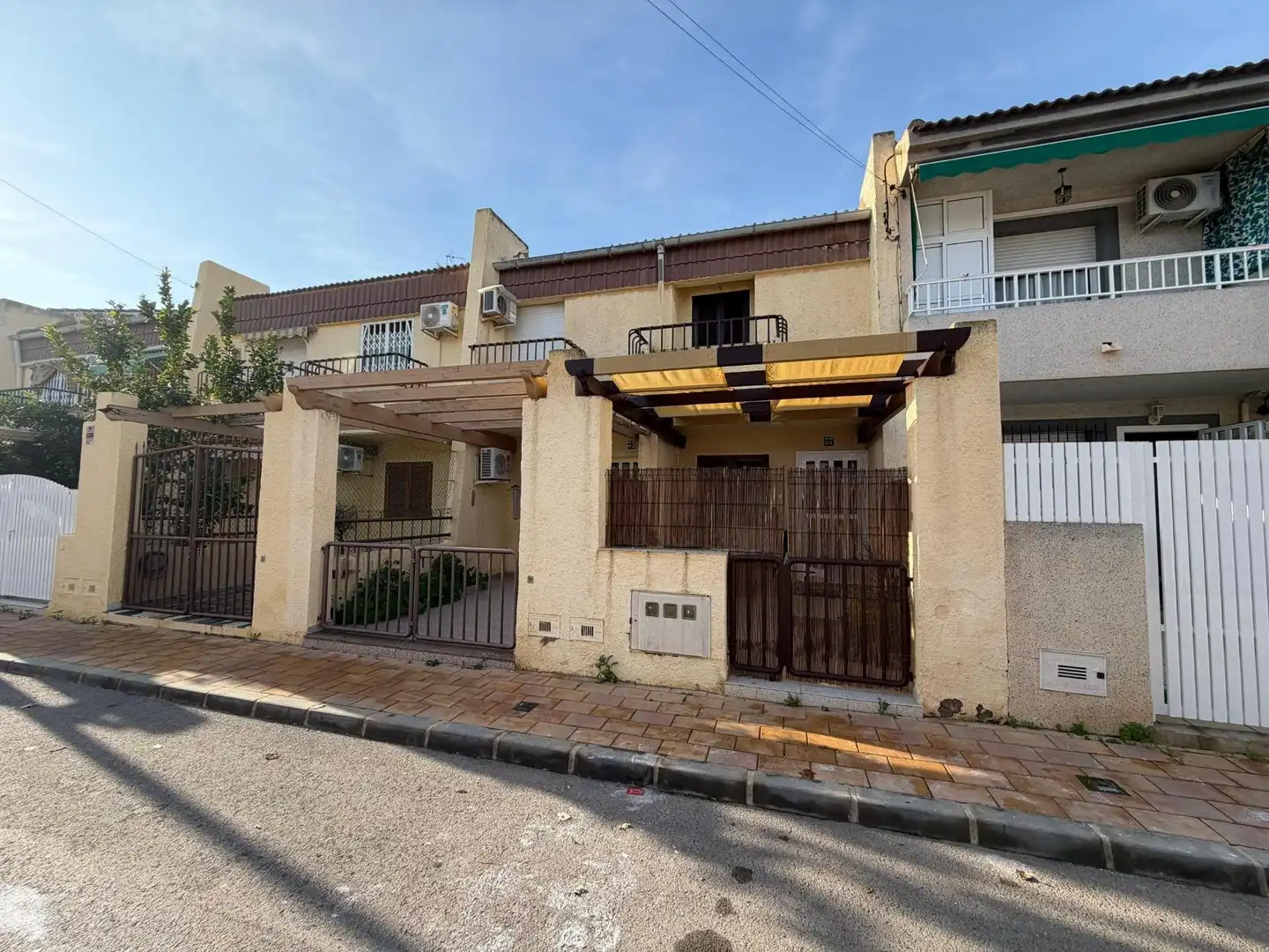 Exterior view of Duplexes for sale in San Pedro del Pinatar  with Air Conditioner, Private garden and Terrace