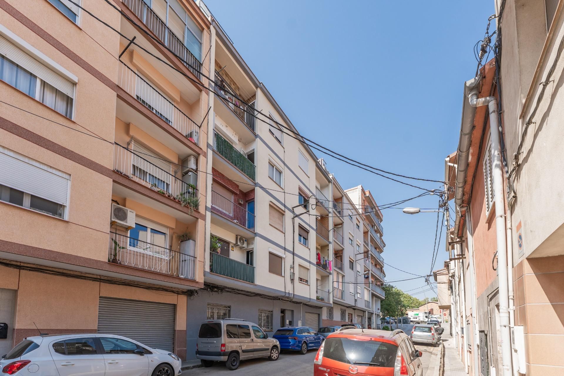 Exterior view of Flat for sale in Mollet del Vallès  with Air Conditioner and Balcony