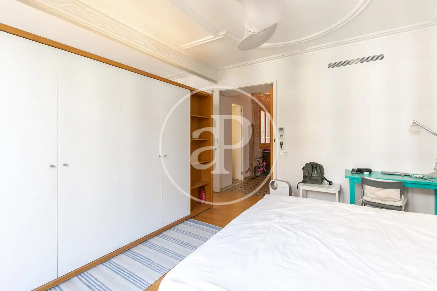 Habitación de Piso de alquiler en Barcelona con Aire acondicionado, Calefacción y Amueblado