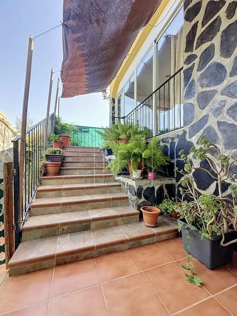 Villa con piscina in vendita a Calle RIO BEIRO (CSJ), imagen 19