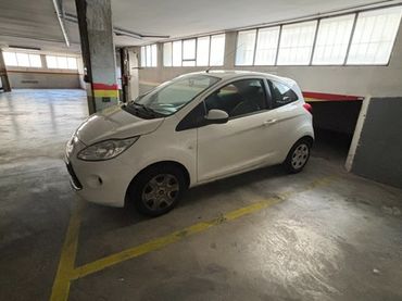 Individual amb ascensor en venda a Avinguda Doctor Fleming 10