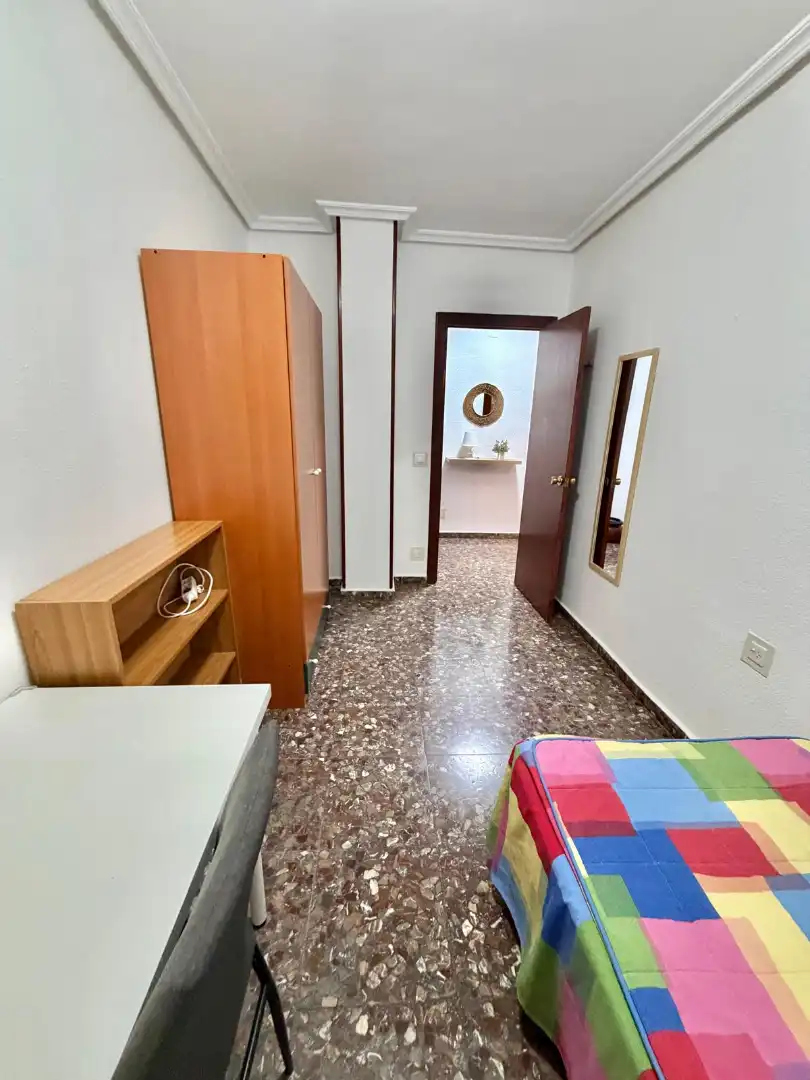 Flat for rent in Jaén  with Air Conditioner, Terrace and Furnished