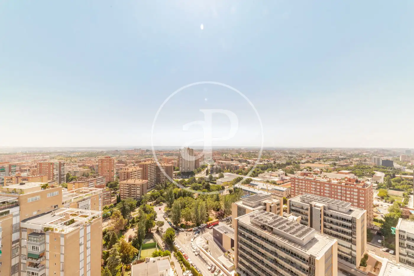 Vista exterior de Ático en venta en Madrid con Aire acondicionado, Calefacción y Jardín privado