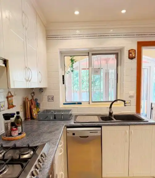 Cocina de Casa o chalet en venta en Calpe / Calp con Aire acondicionado, Calefacción y Jardín privado