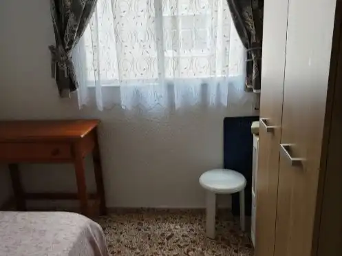 Dormitori de Pis en venda en Santa Pola amb Aire condicionat, Terrassa i Balcó