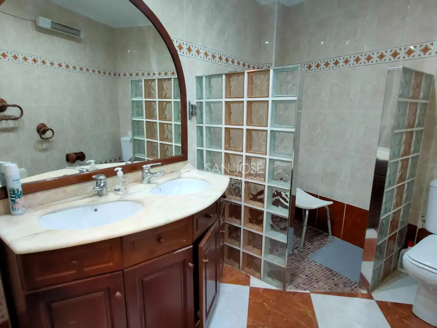 Piso en venta en La Coca - La Nia - Vistahermosa