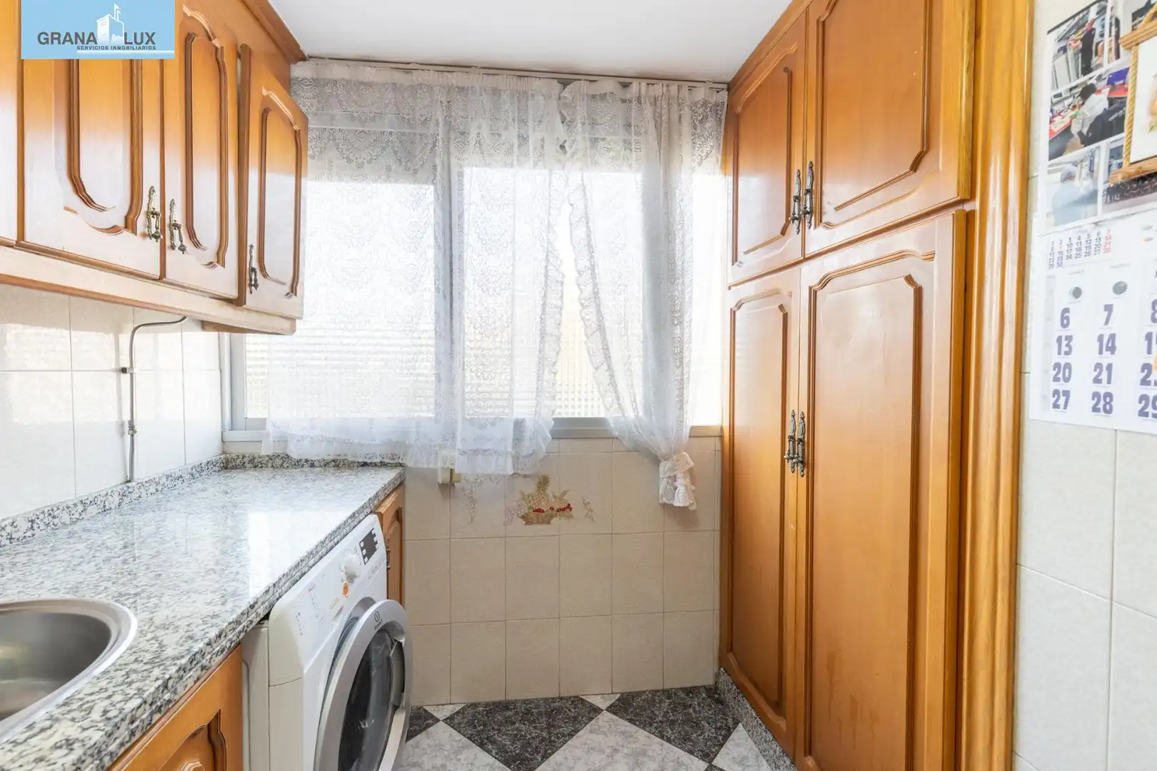 Flat with terrace for sale in Calle Palencia, imagen 17