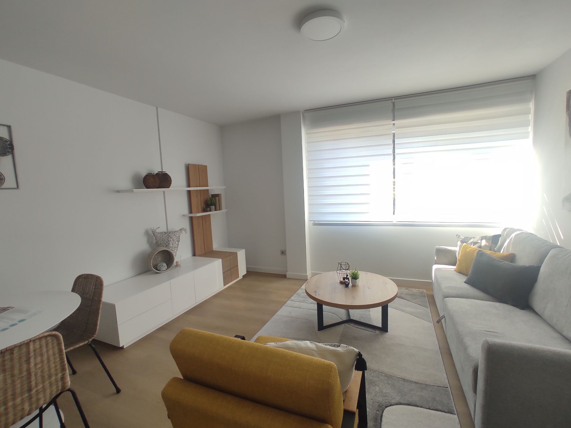 Sala de estar de Piso en venta en Malpica de Bergantiños con Trastero, Amueblado y Piscina comunitaria