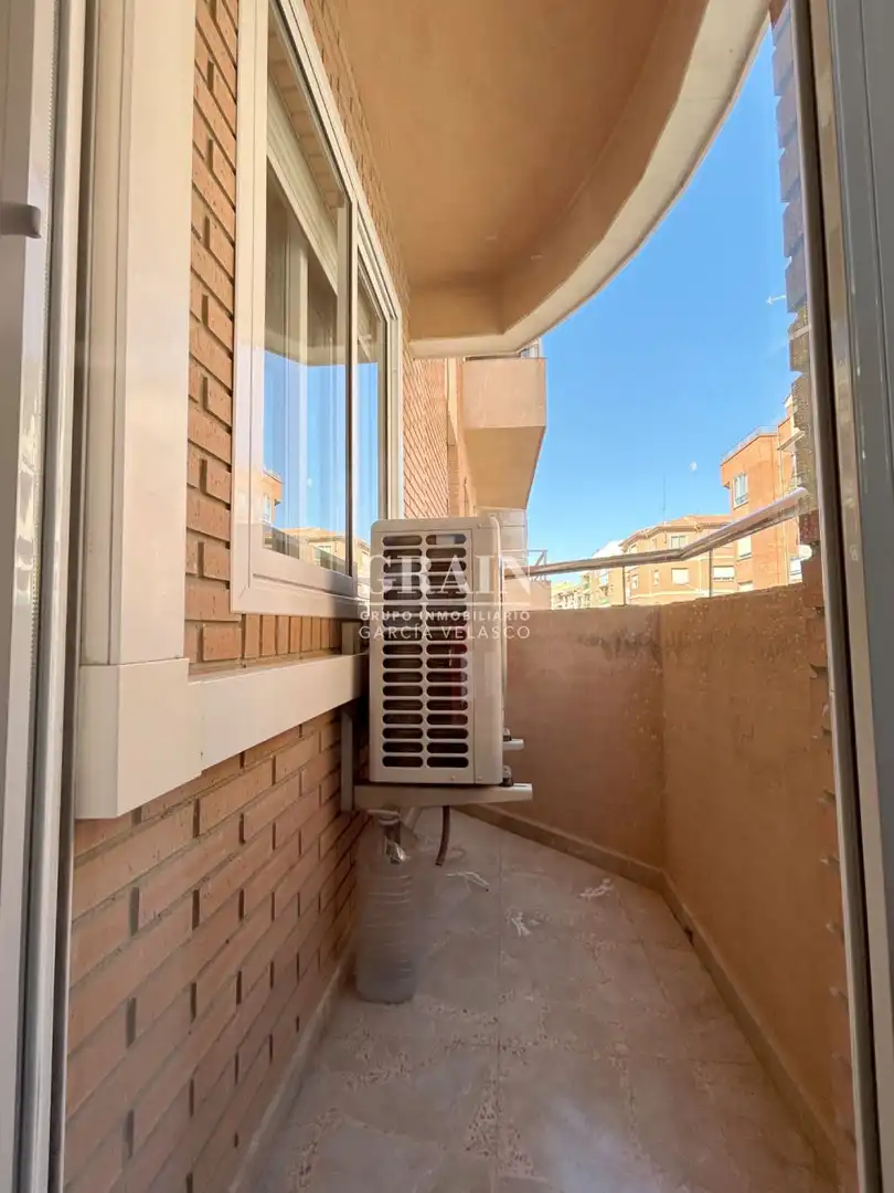 Vista exterior de Piso en venta en Albacete con Aire acondicionado, Calefacción y Trastero