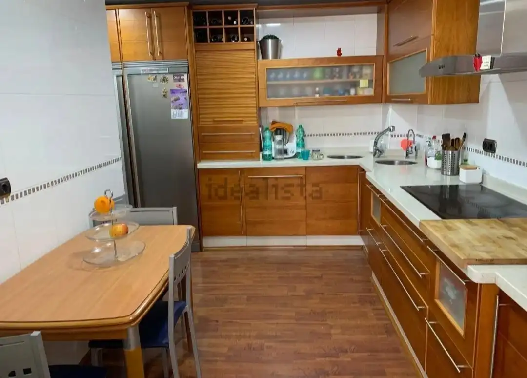 Cocina de Ático de alquiler en Almería con Aire acondicionado, Calefacción y Amueblado