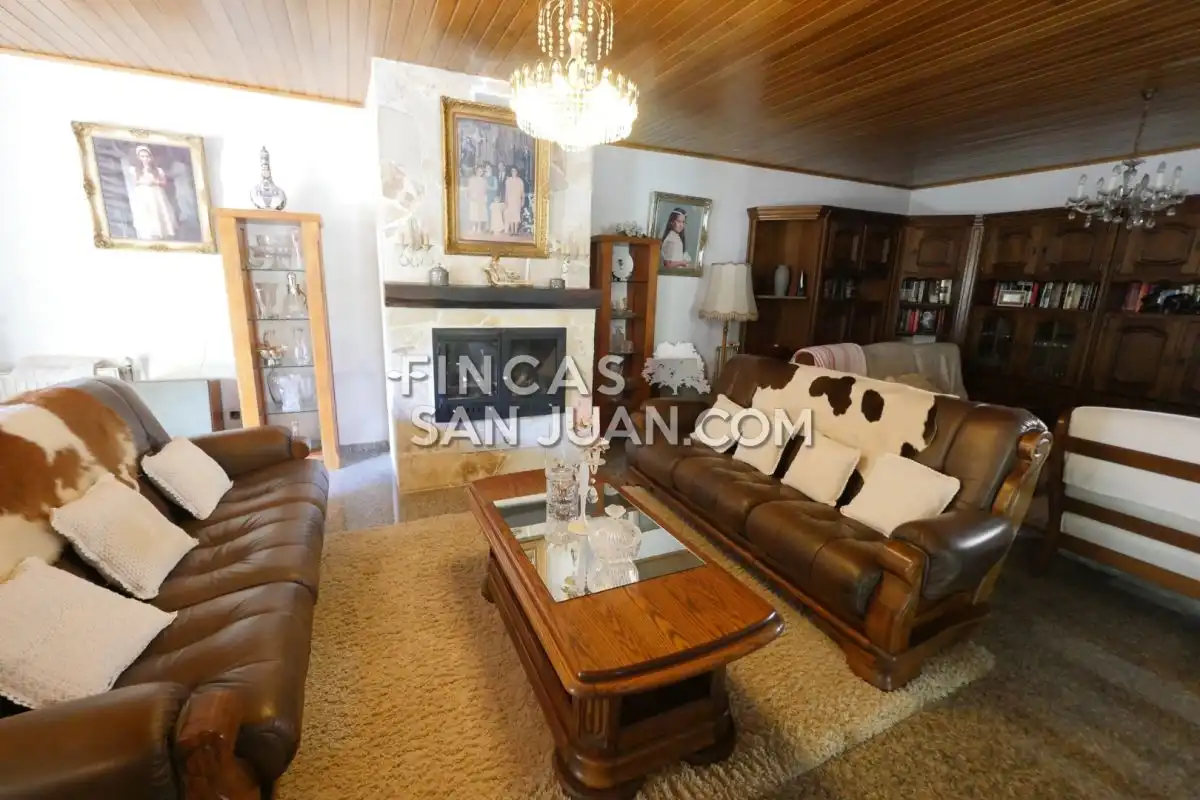 Living room of Houses for sale in El Campello  with Air Conditioner, Heating and Private garden