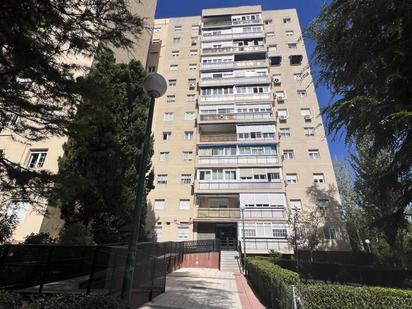 Exterior view of Flat for sale in Coslada  with Air Conditioner and Terrace