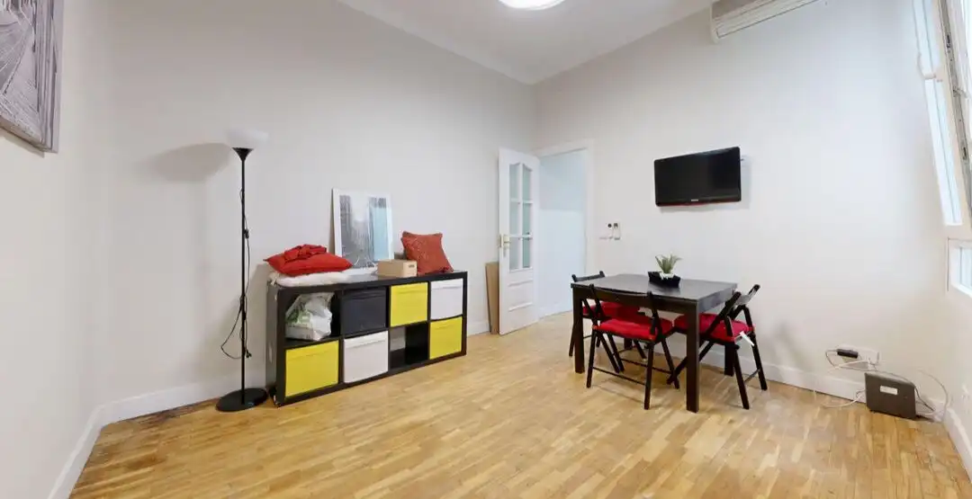 Sala de estar de Piso de alquiler en Madrid con Aire acondicionado, Calefacción y Amueblado