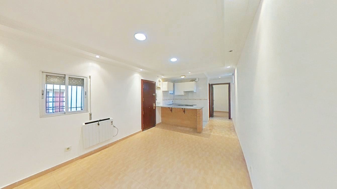 Kitchen of Flat for sale in  Madrid Capital  with Heating and Oven