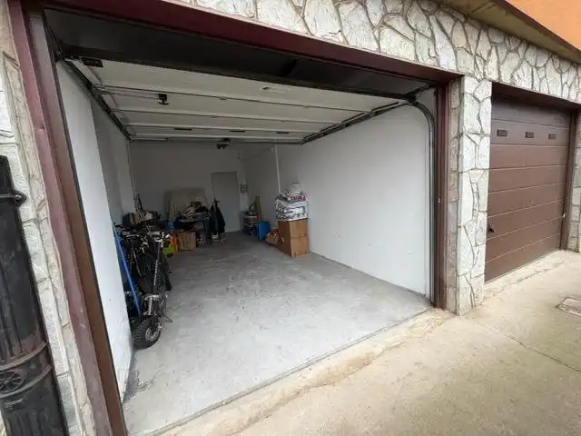 Parking de Apartamento en venta en Onzonilla con Calefacción y Parquet