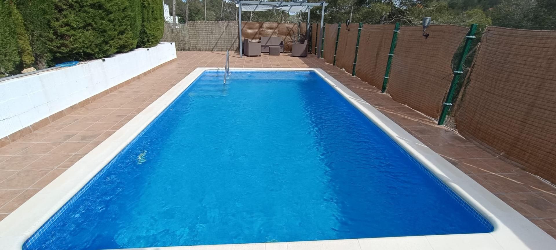 Piscina de Casa o xalet en venda en Olivella amb Jardí privat, Terrassa i Piscina
