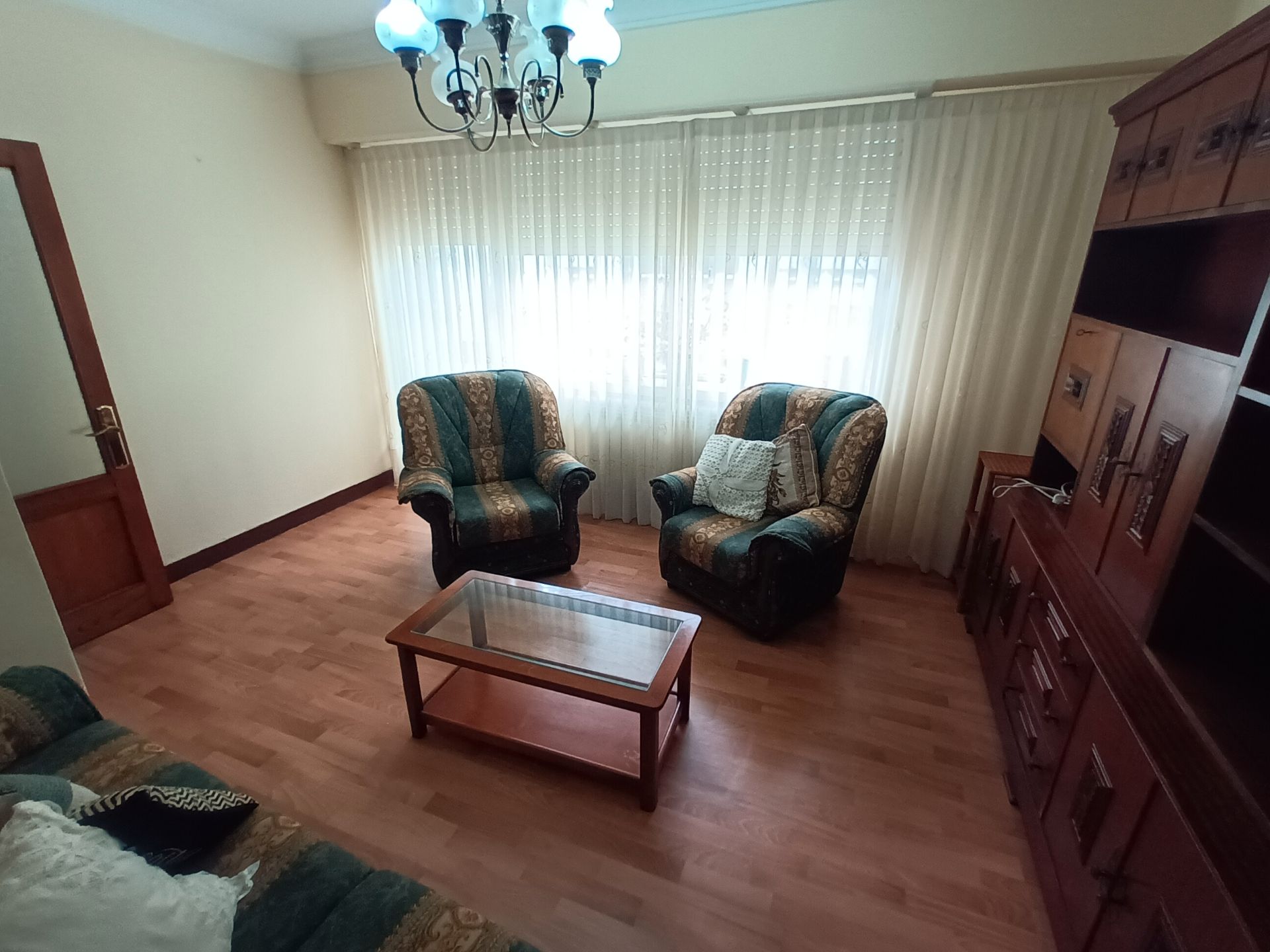 Sala d'estar de Pis en venda en Lugo Capital amb Calefacció, Parquet i Balcó