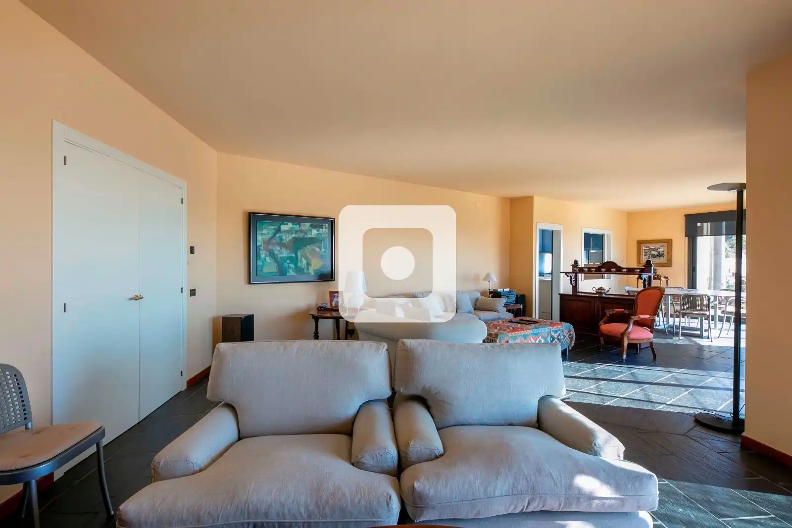 Sala d'estar de Casa o xalet en venda en Barcelona amb Aire condicionat, Calefacció i Terrassa