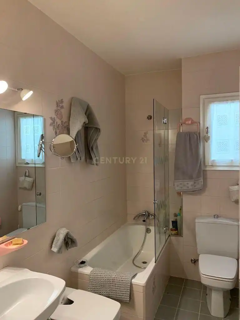 Badezimmer von Haus oder Chalet zum Verkauf in Sant Esteve de Palautordera mit Privatgarten und Schwimmbad