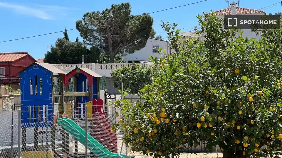 Exterior view of Flat for rent in Corbera  with Air Conditioner, Heating and Furnished