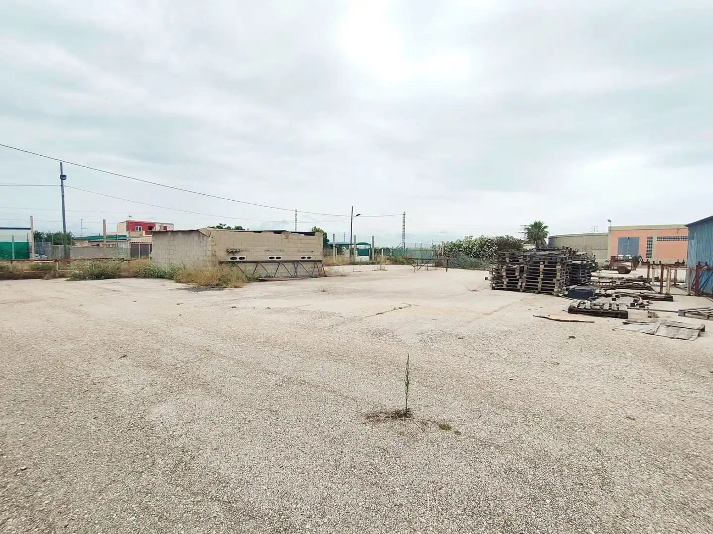 Nave industrial en venta en Sueca