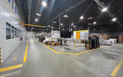 Nau industrial de lloguer en Sant Cugat del Vallès