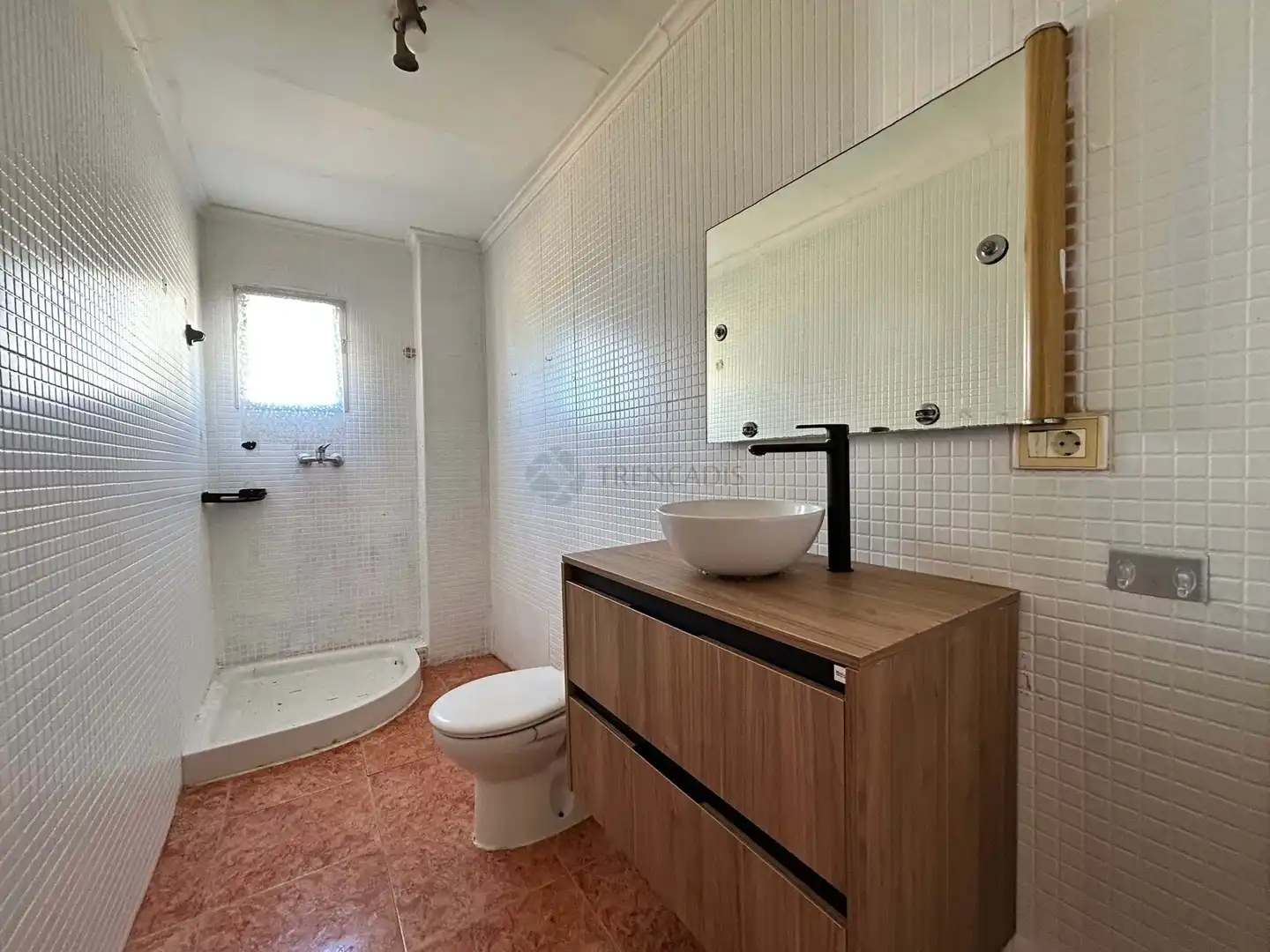 Bathroom of Houses for sale in Gavarda