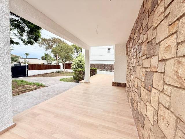 Casa-chalet en Alquiler en Calle Blasco ibañez en Rocafort