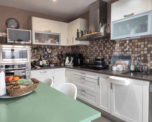 Kitchen of House or chalet for sale in  Toledo Capital  with Air Conditioner, Private garden and Parquet flooring