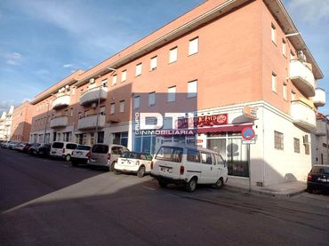 Local commercial à vendre à Avenida Primero de Mayo