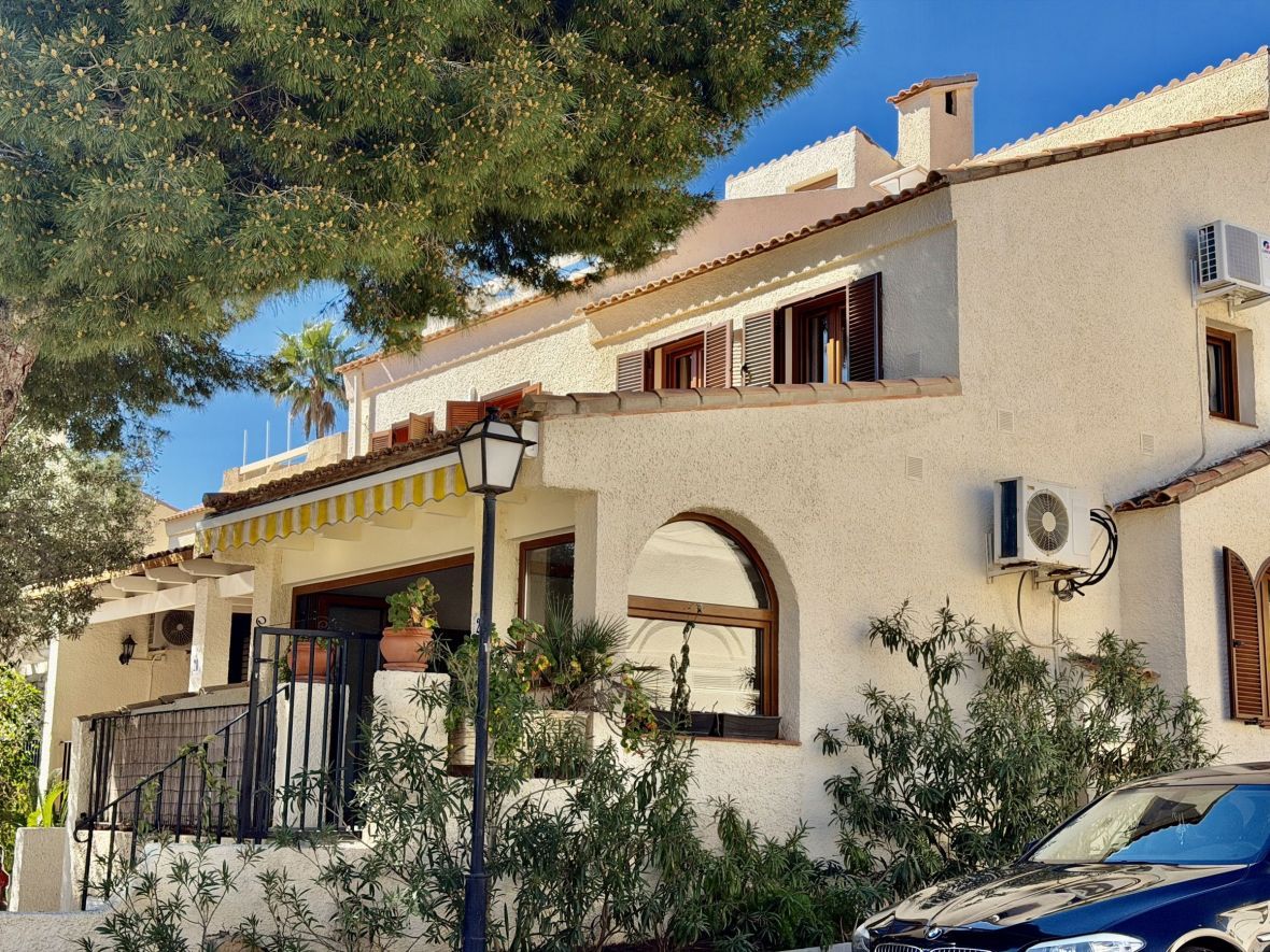 Exterior view of House or chalet for sale in Santa Pola  with Air Conditioner, Heating and Terrace