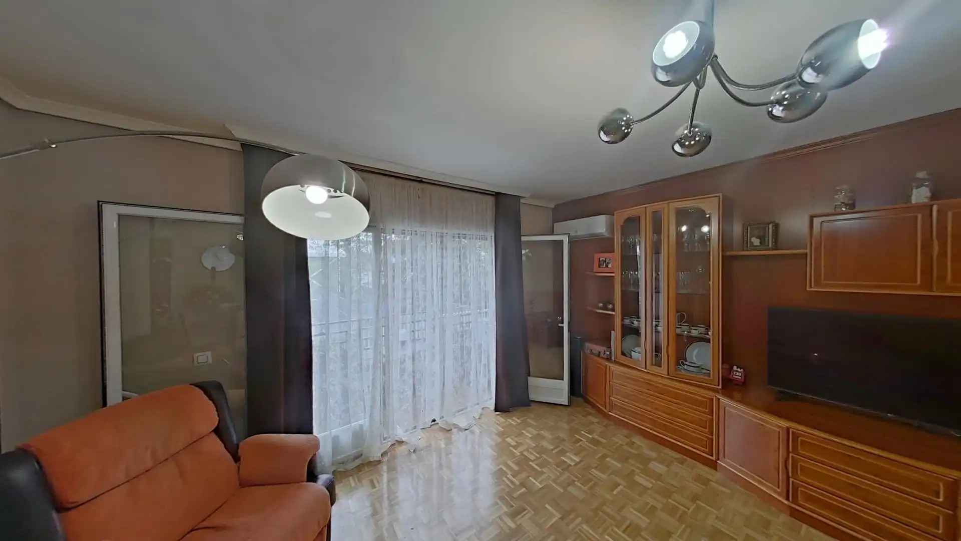 Sala de estar de Piso en venta en  Madrid Capital con Aire acondicionado, Parquet y Amueblado