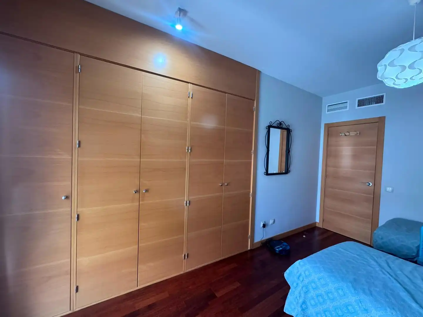 Habitación de Casa adosada en venta en Yebes con Calefacción, Balcón y Piscina comunitaria