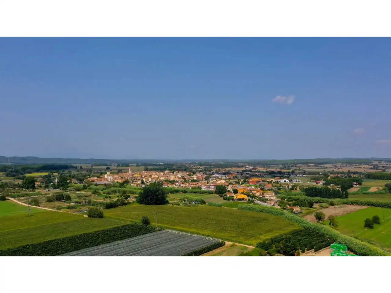 Country homes for sale in Verges  with Air Conditioner, Private garden and Terrace